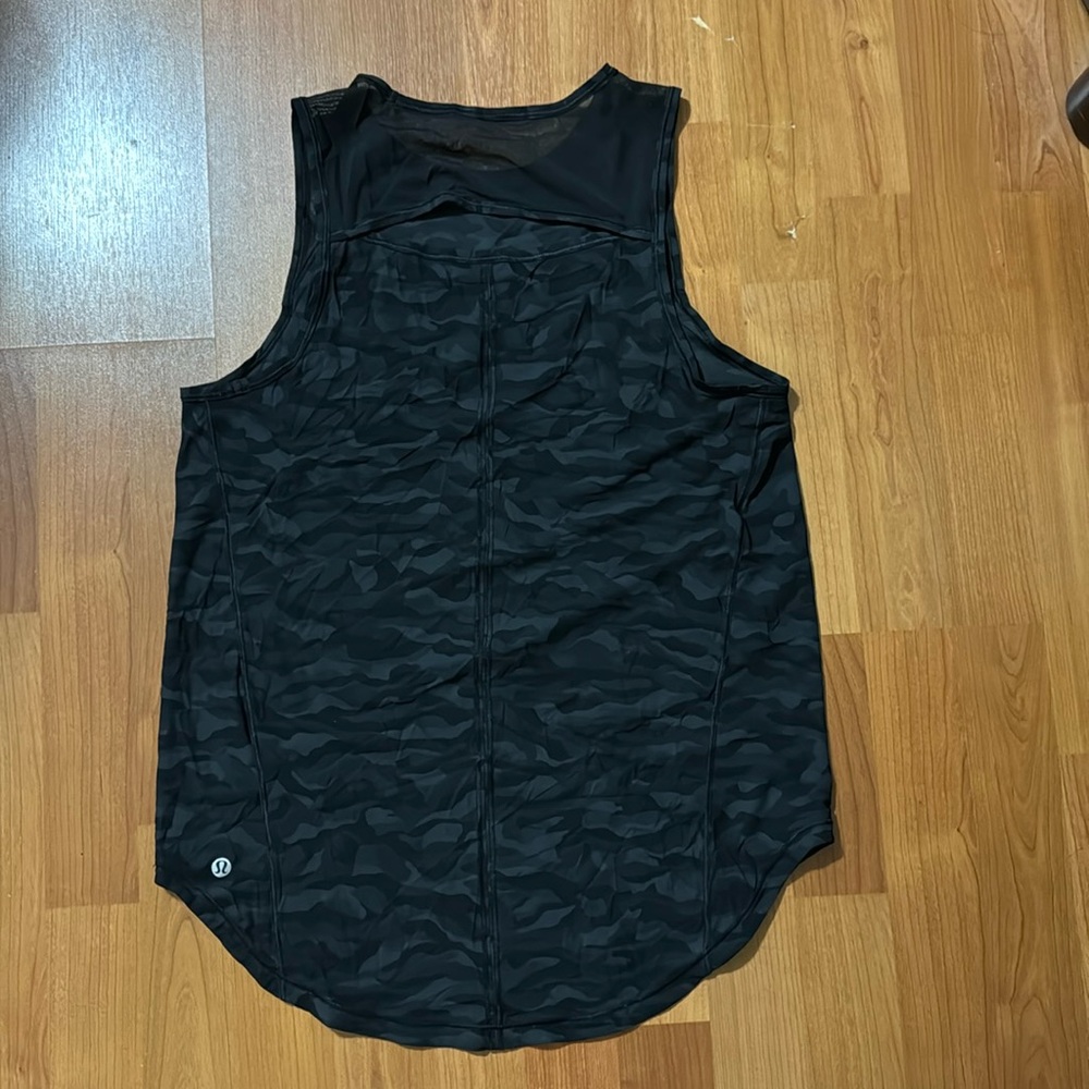 NWOT Lululemon mesh tank top never 8
